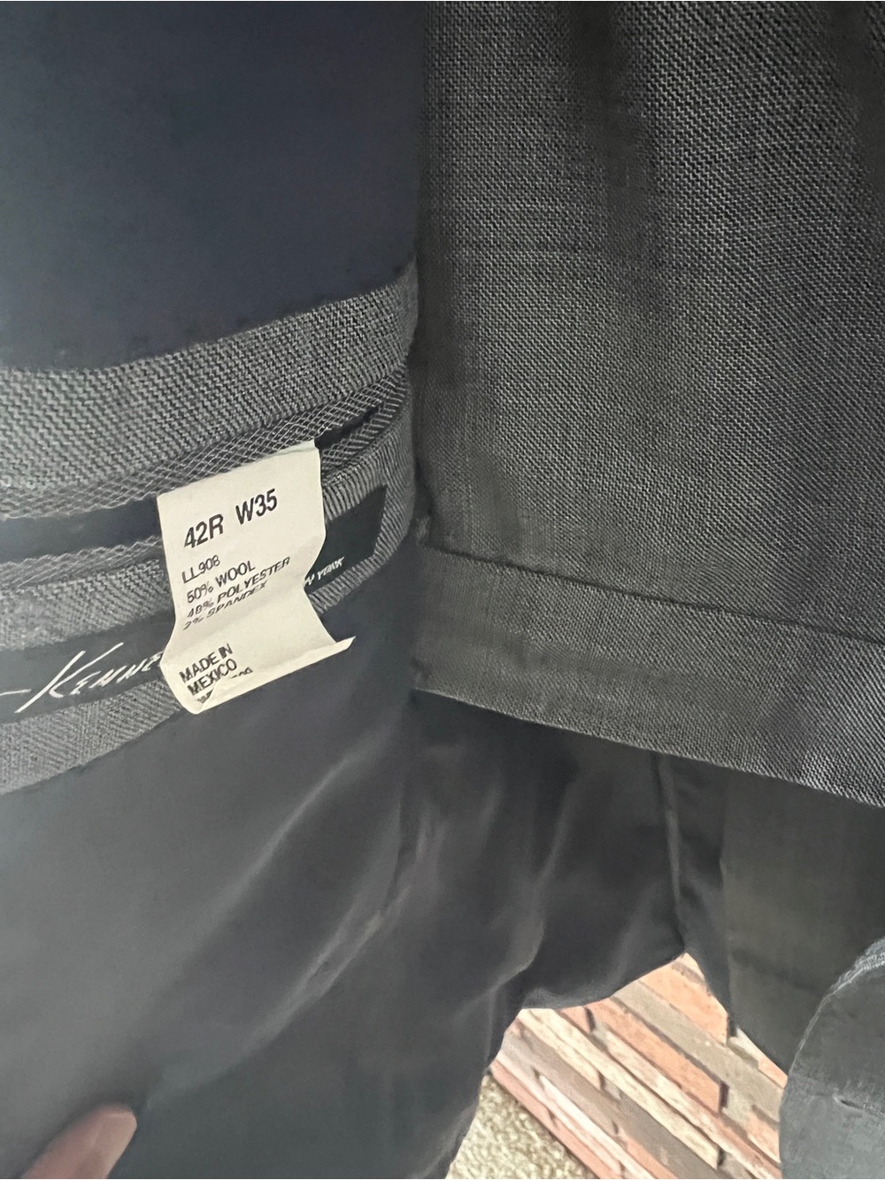 Kenneth Cole Light Gray Men’s Suit - Slim Tailored Look - Picture 6 of 10